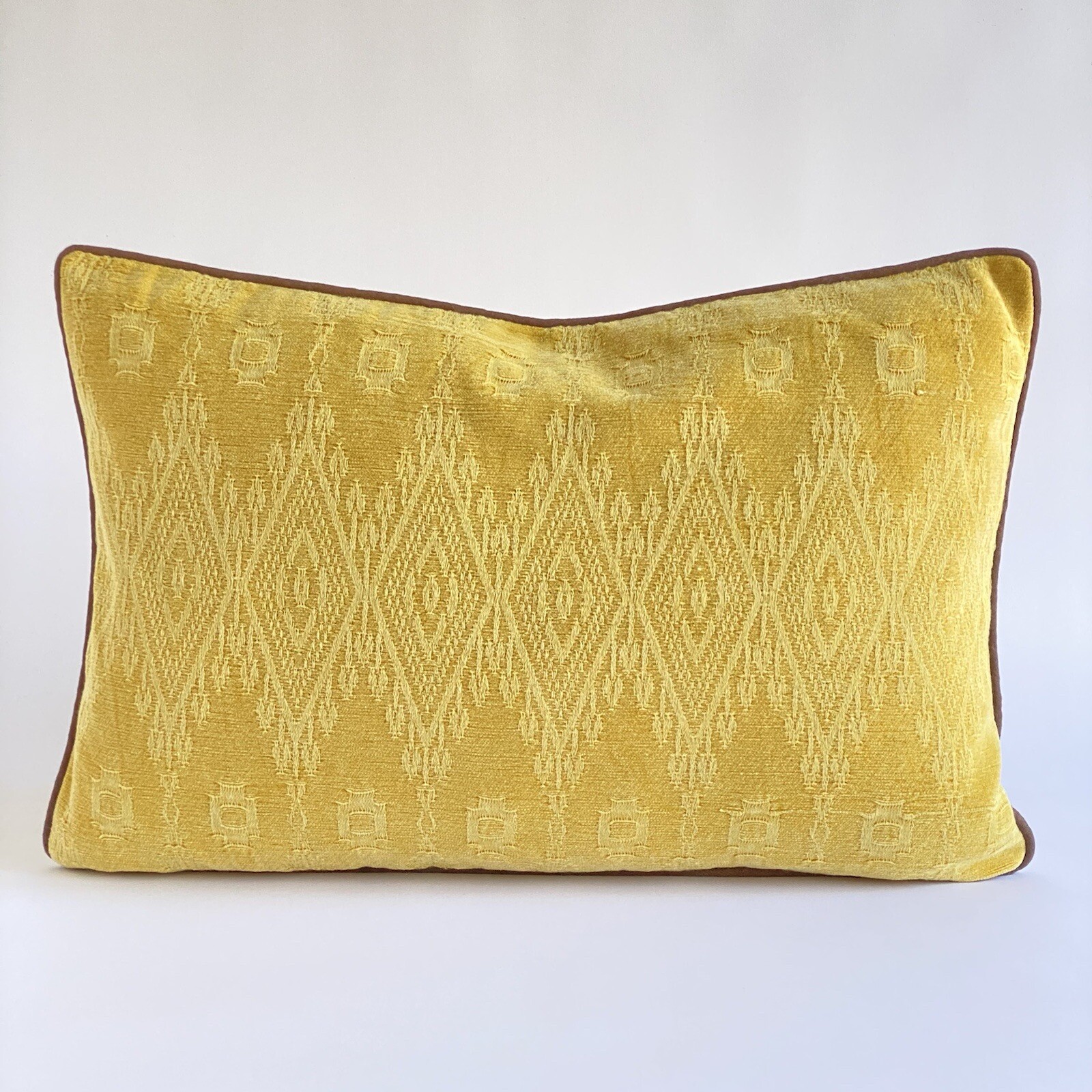 PotteryBarn pillow cover 14 x 24 cotton textured