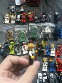 Lego Ninjago Minifigure Sensei Wu Black Robe The Golden Weapons 2255 Ninja WH25