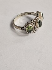 Sterling Silver 925 ring 3 Oval Cut Peridot Beaded Edge 5.89 Gram SZ 9.25