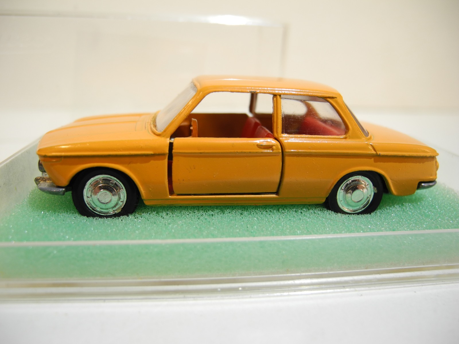 Schuco Bmw 1600 1:66 808