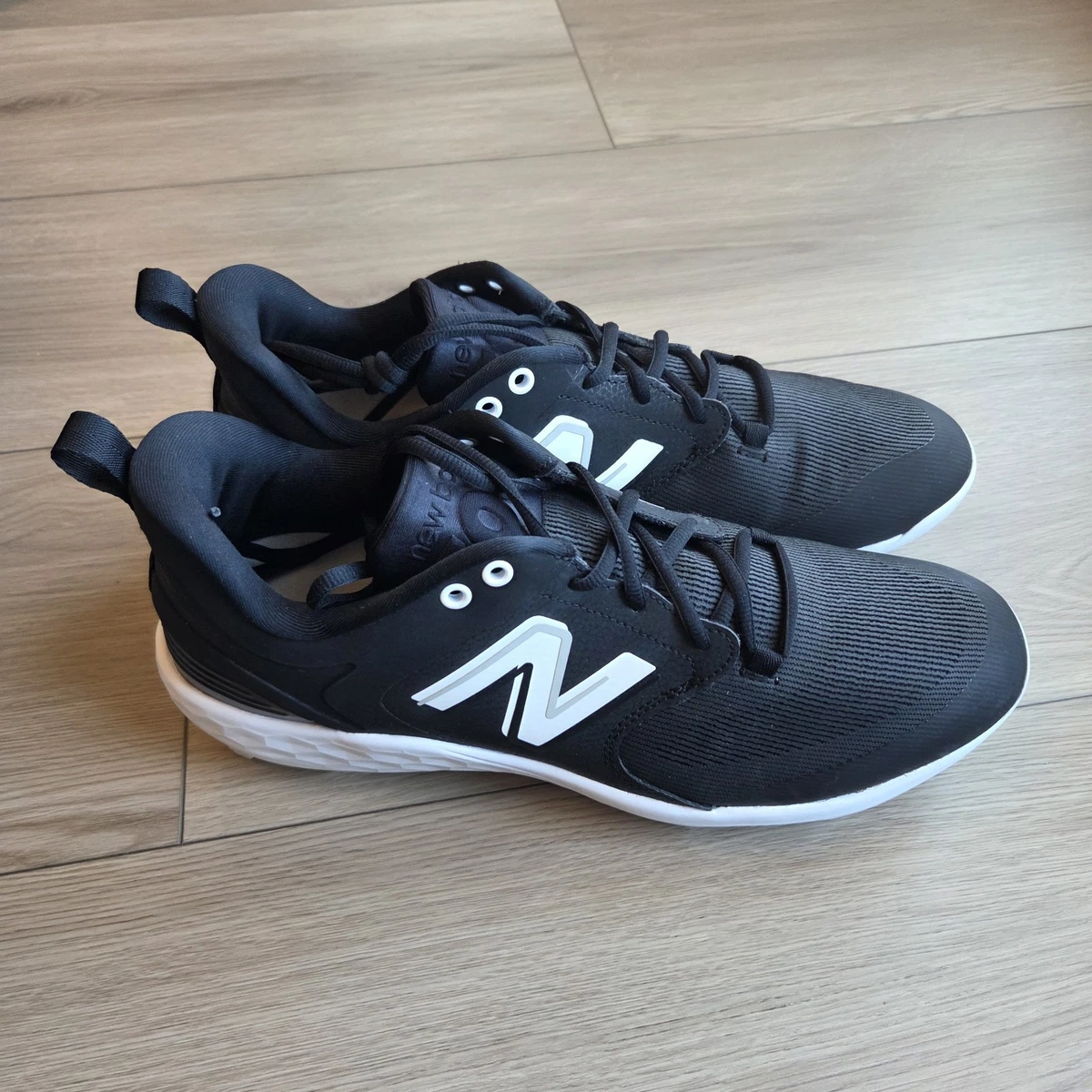 New Balance Black 15 US Baseball & Softball Shoes & Cleats 