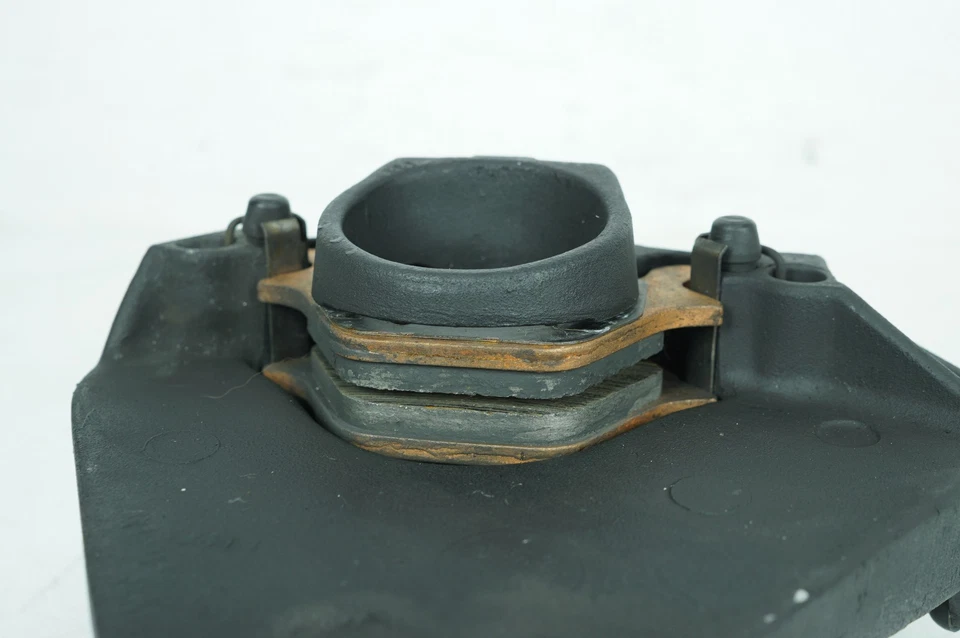 Harley Sportster XL1200 1993 OEM pinza de freno trasera con soporte 44050-87 Foto 2 de 4