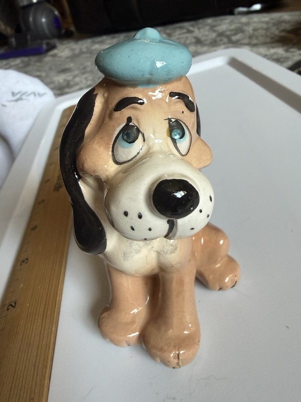 Vintage Kreiss Basset Hound Figurine 