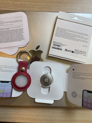 Apple AirTag Tracker inkl. Leder-Schlüsselanhänger Rot Schlüsselring MX532ZM/A