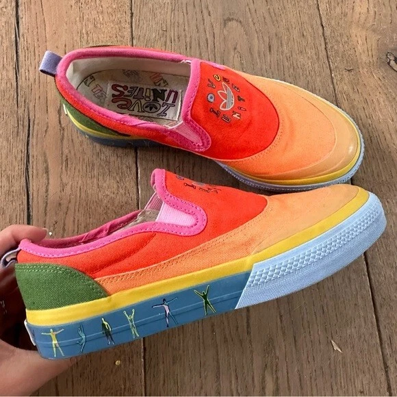 Adidas nizza best sale rainbow