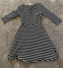 Old Navy Striped Dress Black/White V-Neck Fit&Flare 3/4 Sleeves Size Small