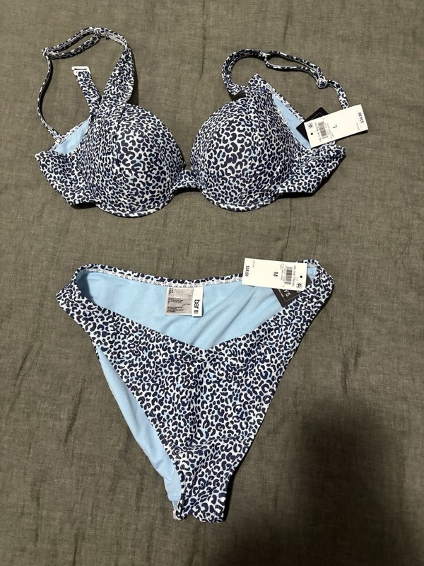 Bar IIl Women on the Prowl Swim Softcup Underwire Bikini Navy Blue Size M/ L