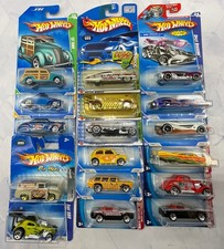 Hot Wheels 2002, 2003, 2005, 2009 Assorted Cars Mattel - Lot Of 17