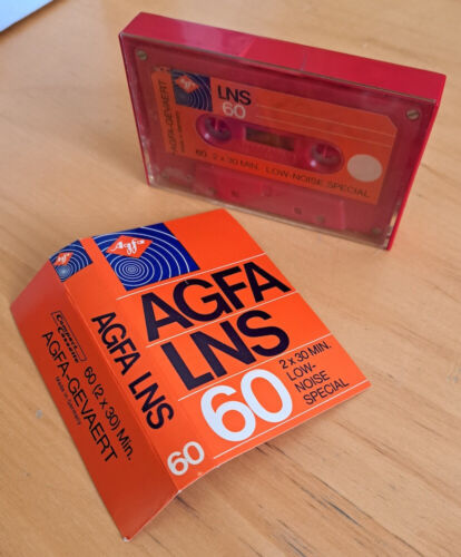 RUBAN CASSETTE VINTAGE AGFA LNS60 D'OCCASION FABRIQUÉ EN ALLEMAGNE LNS 60 - Photo 1/2