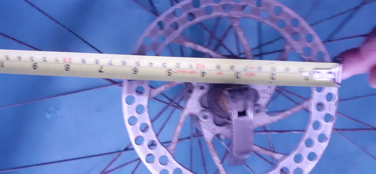 mountain bike wheels Specialized 26 inch twin discs tyres 9 speed