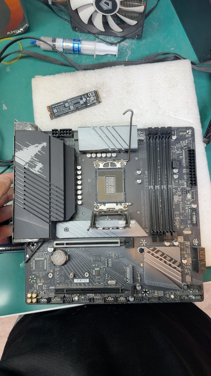FOR GIGABYTE B660M AORUS PRO DDR4 LGA1700 128GB HDMI DP Micro ATX