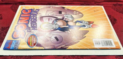 SONIC The HEDGEHOG Comic Book #35 June 1996 KNUCKLES Bagged & Boarded NM - Picture 2 of 6