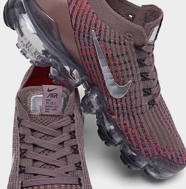 Size 5 - Nike Air VaporMax Flyknit 3 