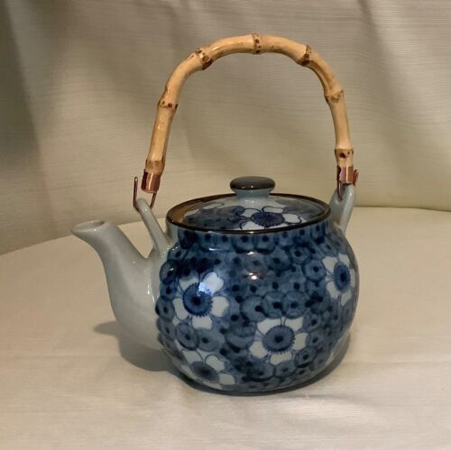 Blue/White Floral Ceramic Teapot/Bamboo Handle/ Metal Strainer/Filter 15 oz.