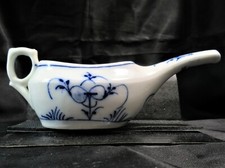 VINTAGE PORCELAIN GERMANY INFANT / INVALID FEEDER BLUE ONION DESIGN