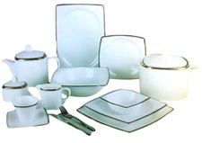 61Pcs English Bone China Dinner Set Gold Line Dinnerware 8 Persons Serving New