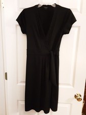 Ann Taylor Wraparound Little Black Dress Size 6 Knee Length Short Sleeve V Neck