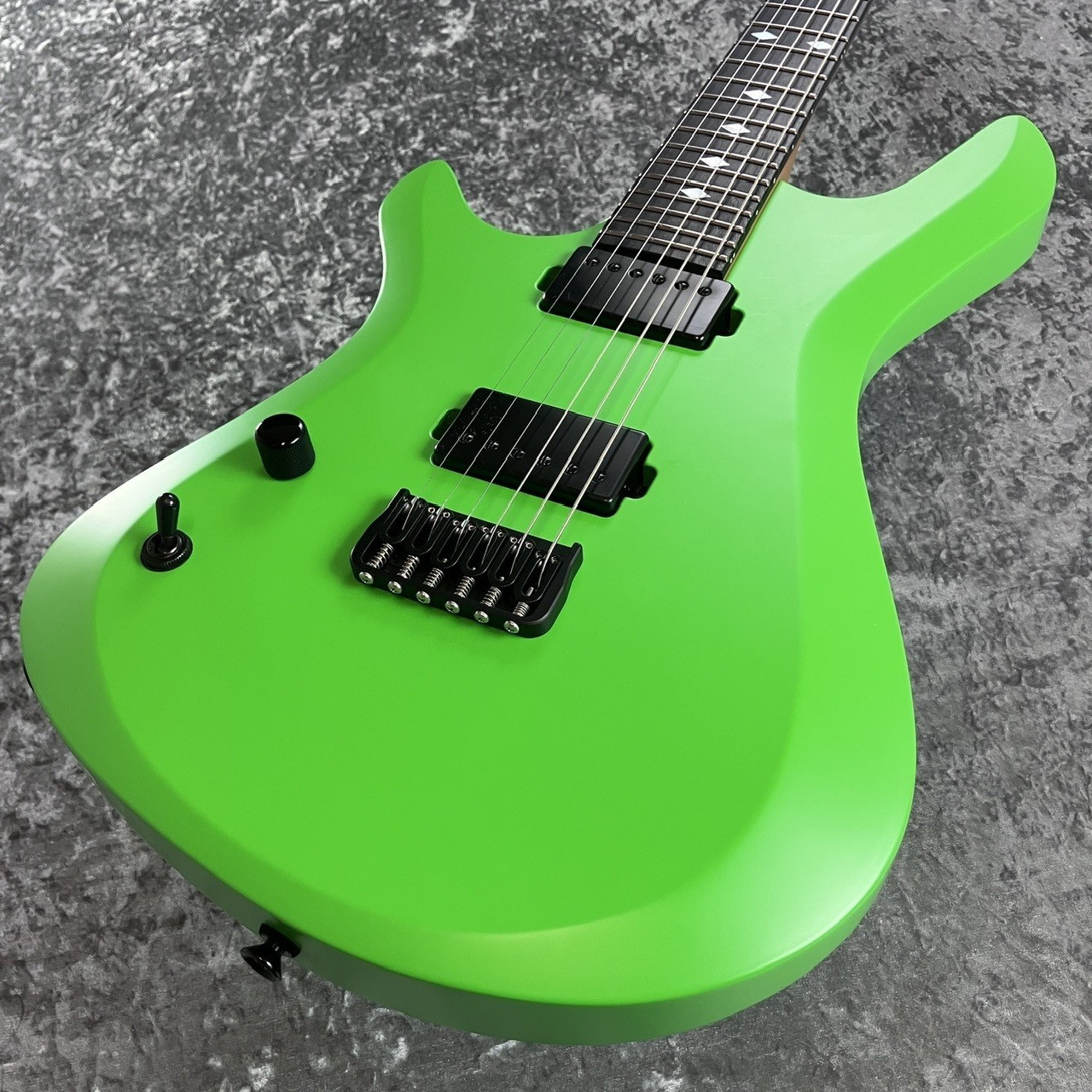 Kiesel Guitars VANQUISH 6 Left Hand w/soft case USED