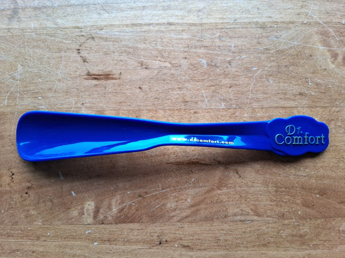 Dr. Comfort Long Blue Plastic Shoe Horn Measures 10 Inches Long - EUC