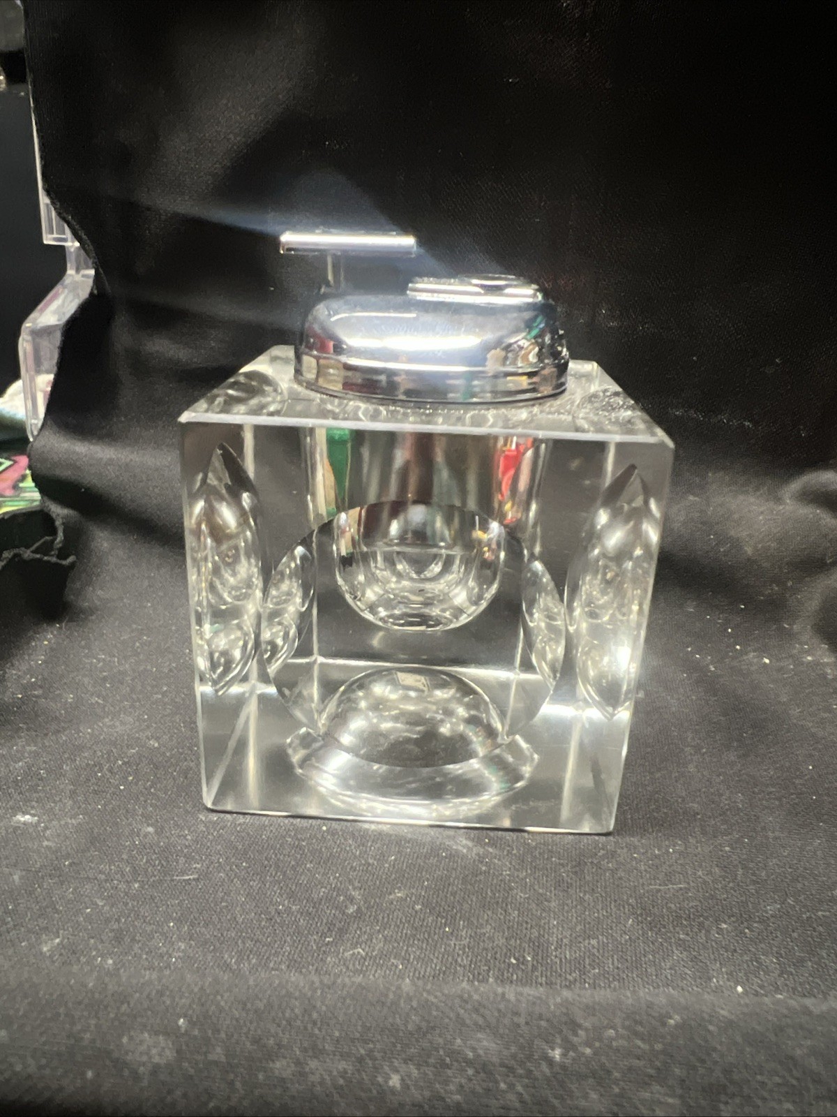 Vintage JJJ Cube Glass Table Lighter