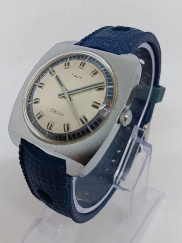 VINTAGE 1965 Timex Electric Men’s 36mm x 40mm Silver Tone Watch - STUNNING