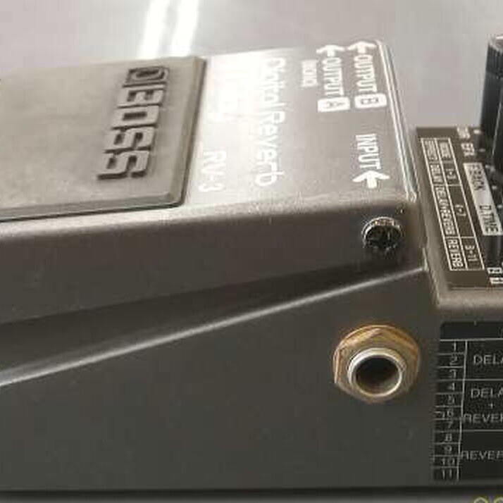 ギター BOSS  RV-3 s-l400.jpg