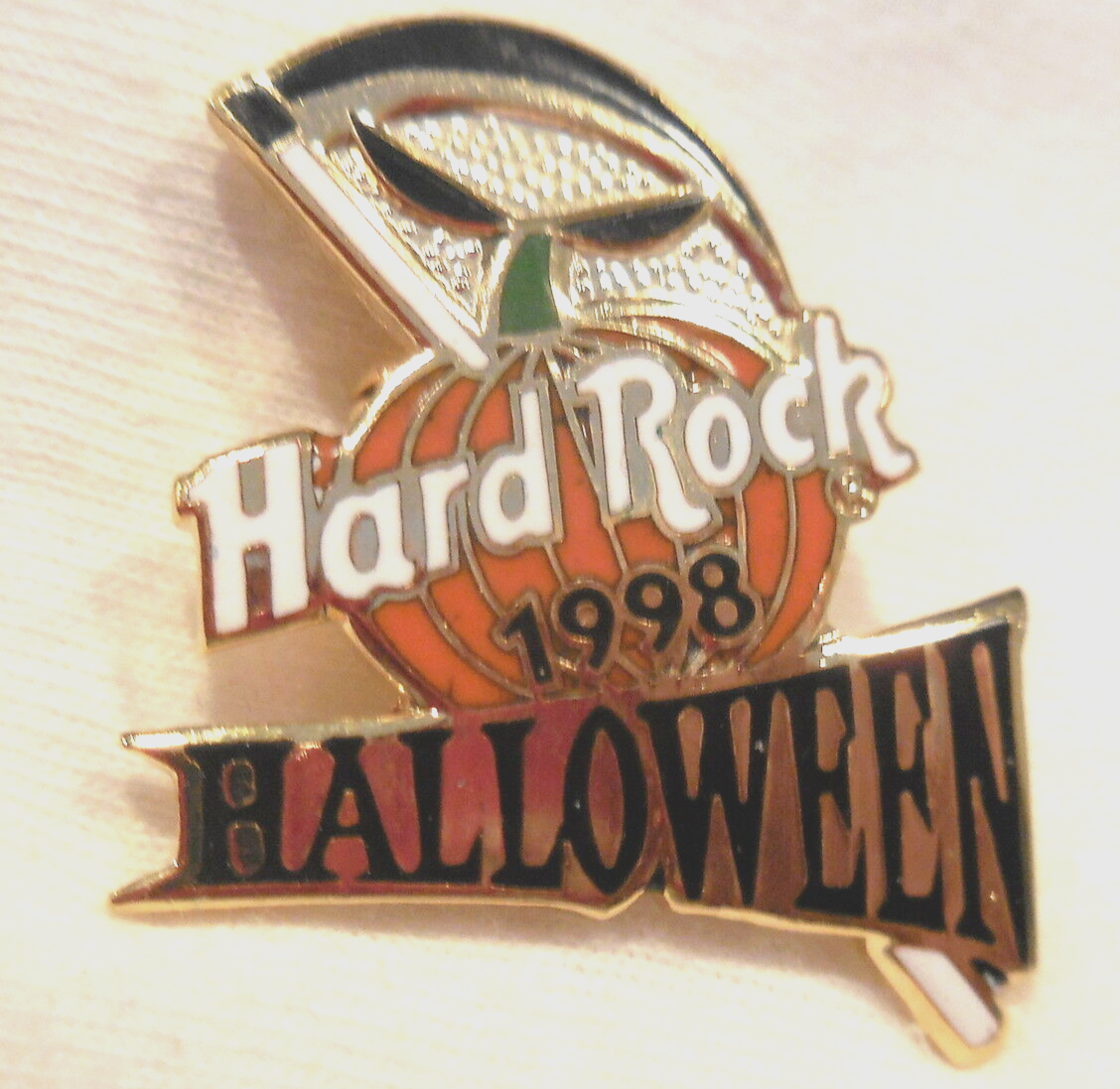 Hard Rock CAFEピン Hard Rock Cafe On-Line Pumpkin '98 Pin | eBay