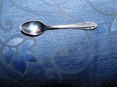 VINTAGE SAMMLERSTÜCK KATONG GRUNE HOTEL SOUVENIR TEELÖFFEL RONEUSIL GESTEMPELT