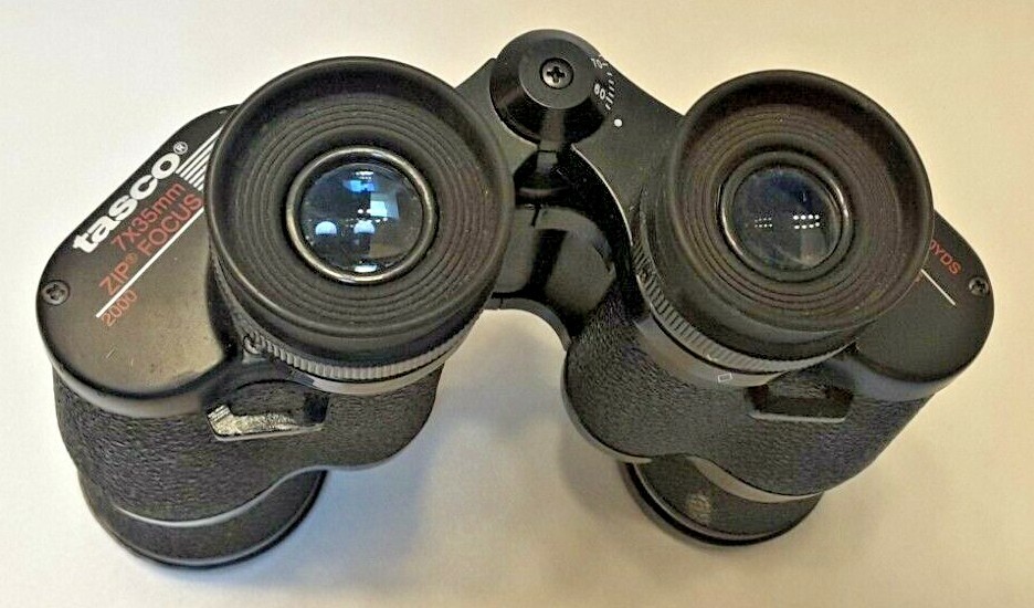 Vintage Tasco Binoculars 2000 7x35mm Zip Focus 346 Ft Fully Coated