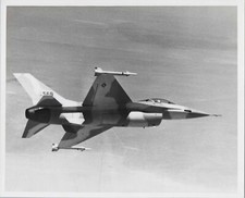GENERAL DYNAMICS F-16 FIGHTING FALCON ORIGINAL MANUFACTURERS PHOTO 67