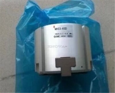 1Pc Pneumatic Jaw Cylinder New Smc MHS3-32D ym