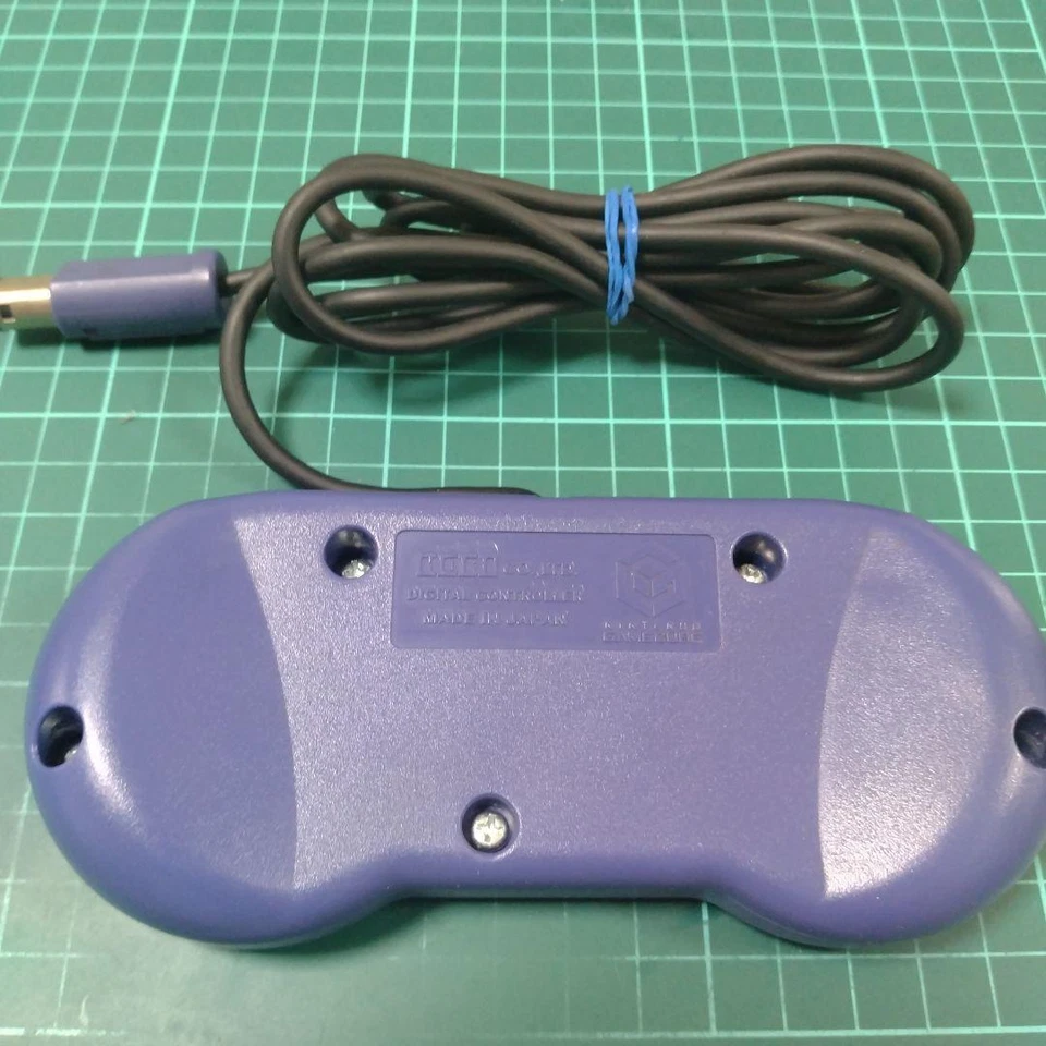 HORI Digital Controller Violet for Nintendo GameCube Wired Pad Japan Tested - Image 3 of 4