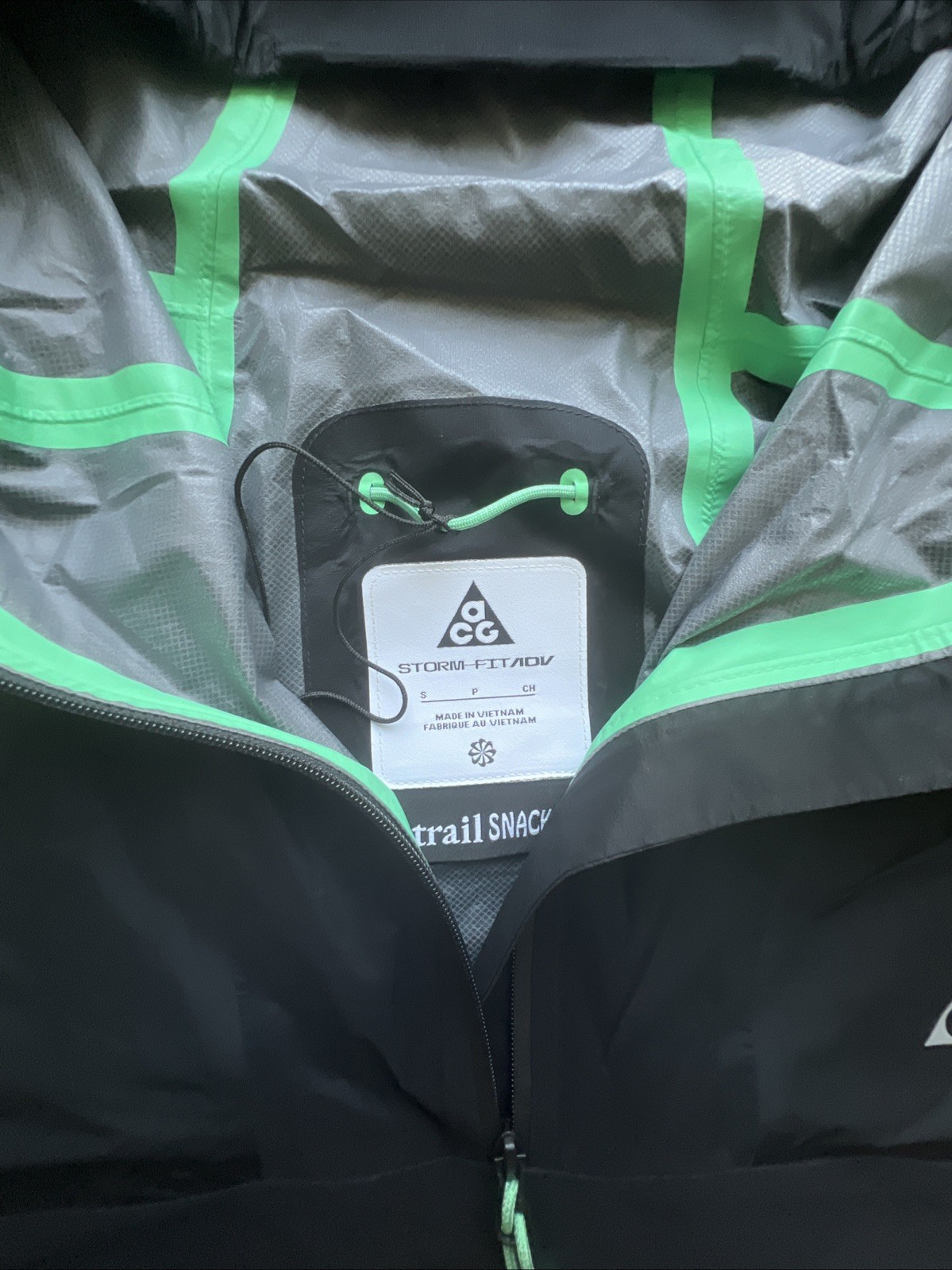 SACAI X NIKE Giacca confezionabile Nike ACG Storm Fit ADV Trail Snacks nuova con etichette da uomo taglia S FQ3062 010