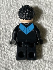 Lego Nightwing 30606 Blue Chest Symbol Batman II Super Heroes Minifigure