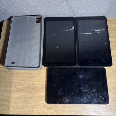 XMOBILE X8A 32GB TABLET & Cases 8in Parts Only Won't Charge Power Cracked Screen