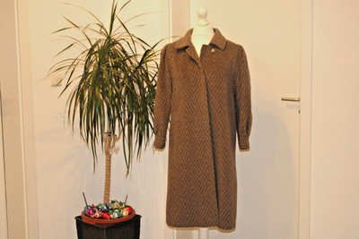 Damen Mantel, Gr.40-42, 75 % Lammwlle+Polyamid, braun, grbraucht.