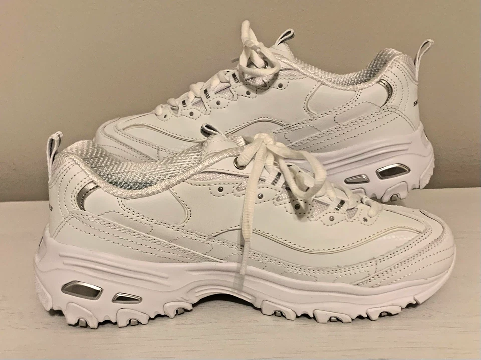 Skechers D’Lites 宽版空气凉爽记忆泡沫女式 7.5 码 — 第 2/4 张图片