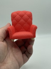Sillón acolchado rojo miniatura escala 1:12 silla para casa de muñecas con patas giradas mini