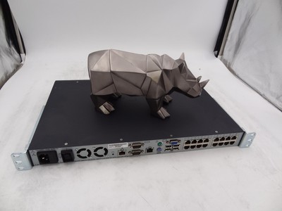 Avocent  DSR4020-001 16-Port KVM over IP Switch