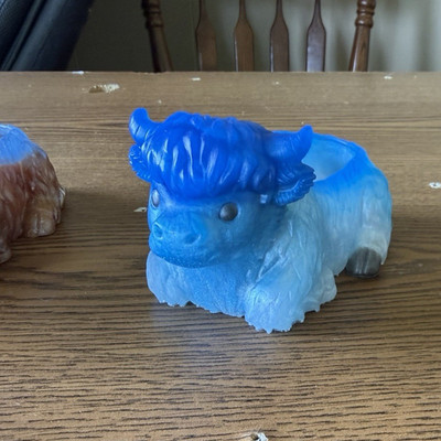 Blue White epoxy resin highland cow Figurine