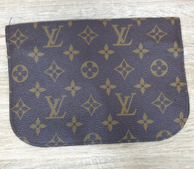 Louis Vuitton Monogram Canvas Zip Pouch / Kosmetiktasche