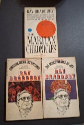 3 Vtg Ray Bradbury Paperbacks Martian Chronicles Something Wicked This Way Comes