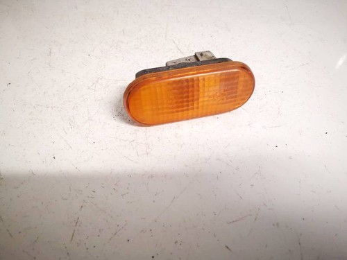 3a0949117a Seitenblinker (Kotflügelblinker) Vorne Linke  Volkswa DE2199259-22