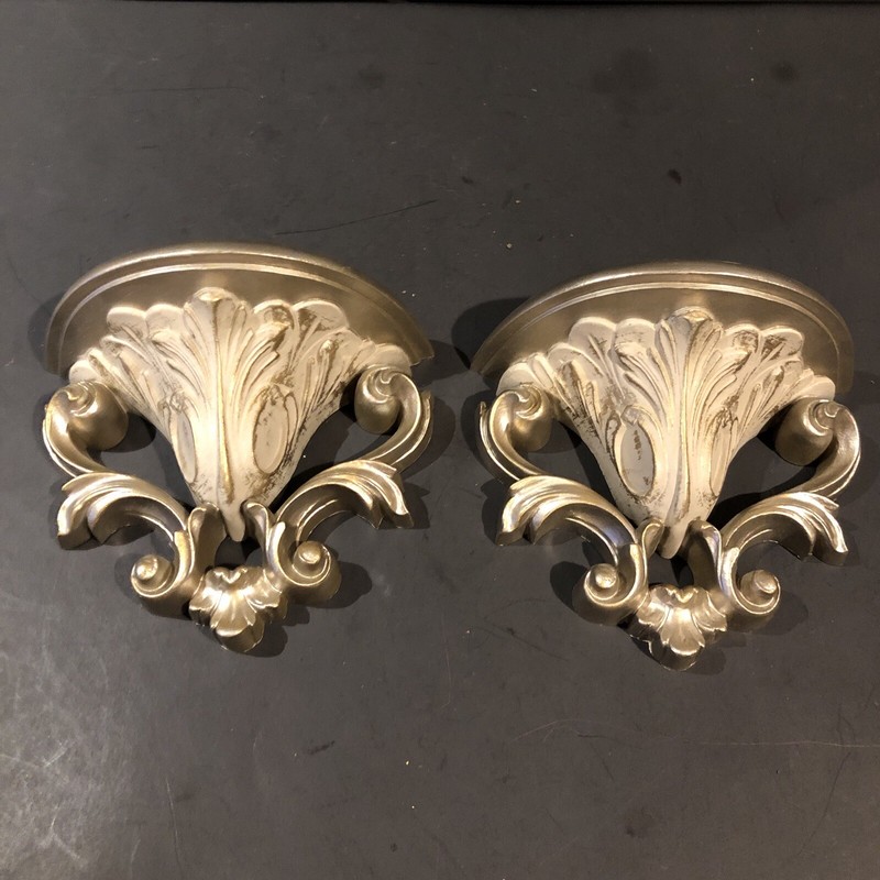 Vintage  Pair Of Gia Inc. MCM Gold Look Plastic Floral Planter Wall Pocket