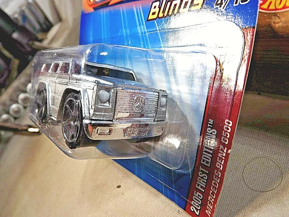 2005 Hot Wheels #34 First Editions-Blings MERCEDES-BENZ G500 Gray w/5 Sp-Variant - Image 4 of 4