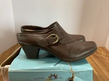 Michel M. Daisy Brown Leather Mule Buckle Slip On Women 9M NIB