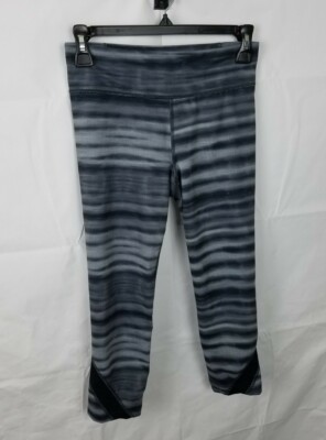 Under Armour Leggings Women's XS Gray UA Take-A-Chance Printed Capri Active Gym