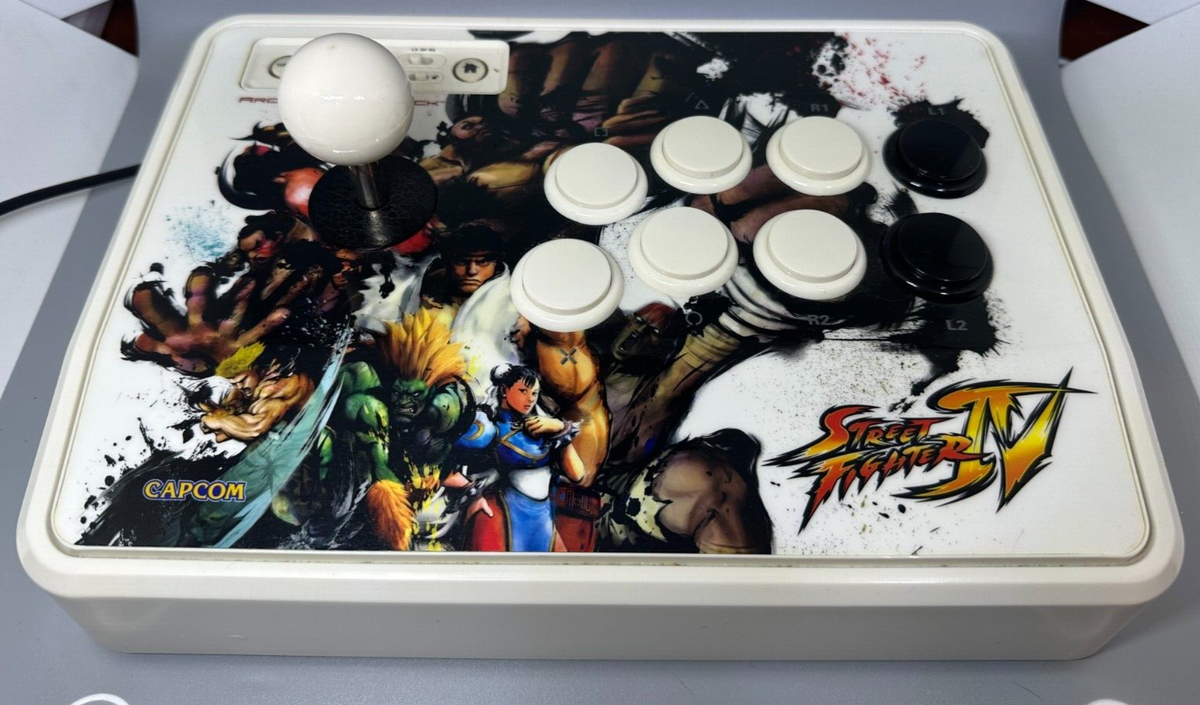 Fightstick Street Fighter IV Collector – PS3, Arcade Stick (ouvert Jamais Utilisé)