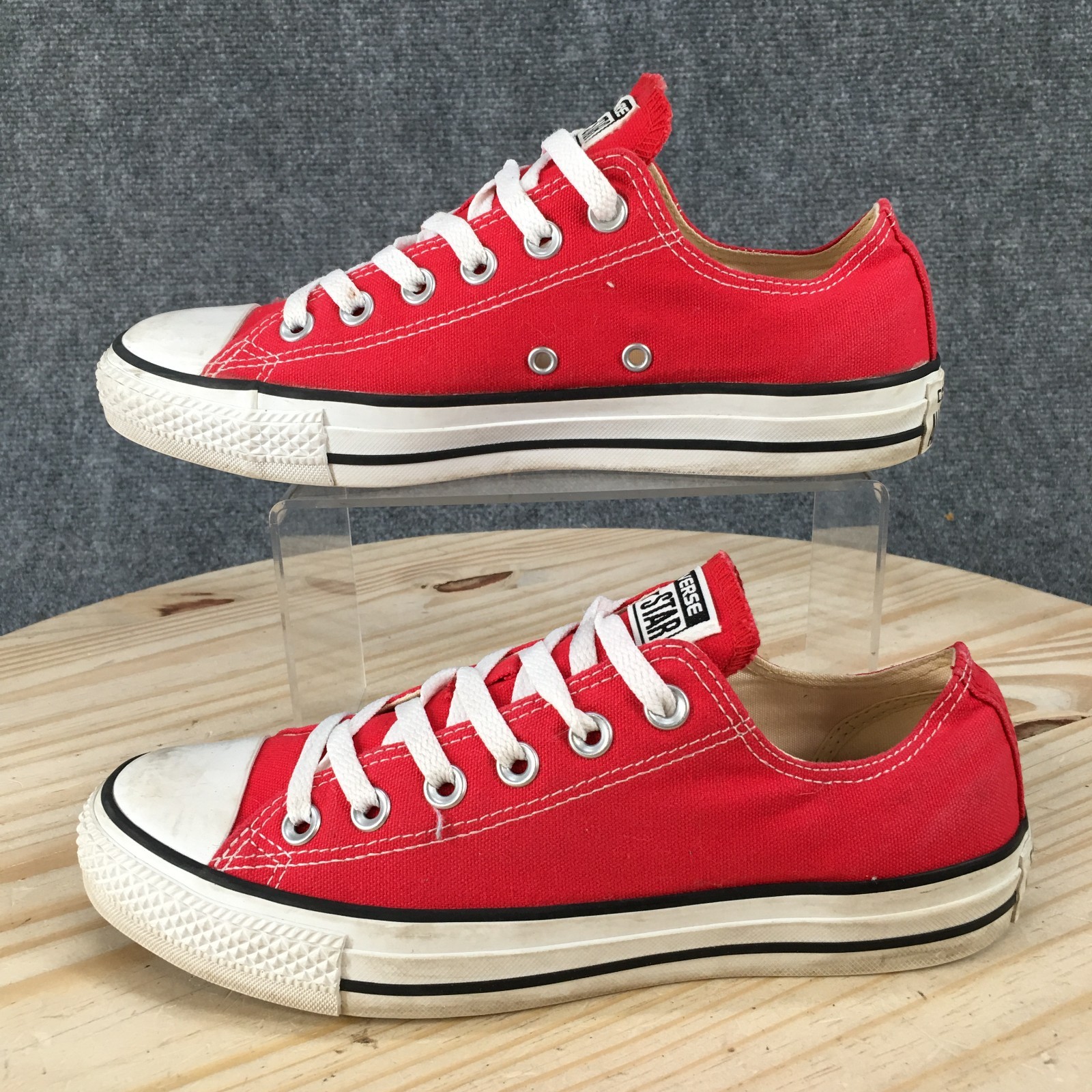 Converse Chuck Taylor All Star Shoes Mens 6 Womens 8 Low Top Sneakers M9696 Red thumbnail 2