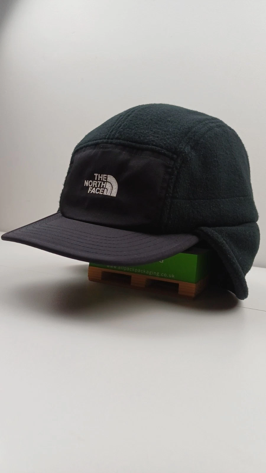 The North Face Ear Flap Trapper Style Fleece Lined Hat Size L-XL Good Condition